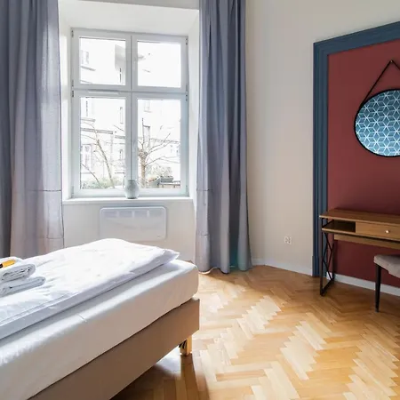 Modern Pilsudskiego Street شقة