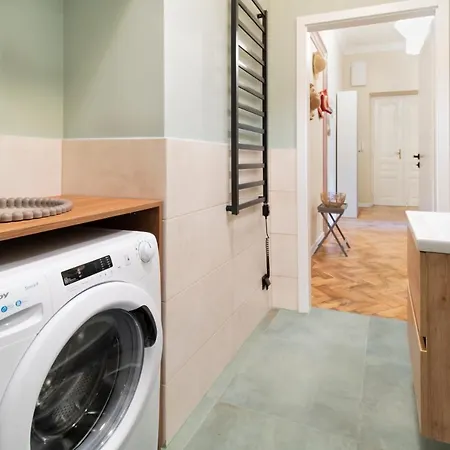 Modern Pilsudskiego Street Apartamento