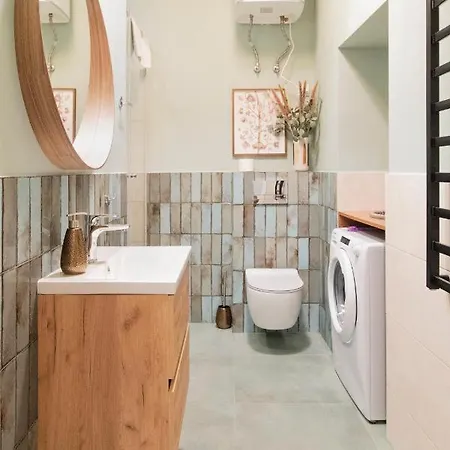 Modern Pilsudskiego Street شقة كراكوفيا