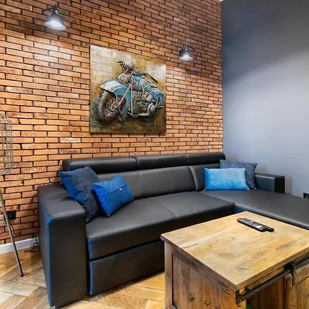 Modern Pilsudskiego Street Apartamento
