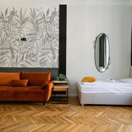 Modern Pilsudskiego Street شقة كراكوفيا