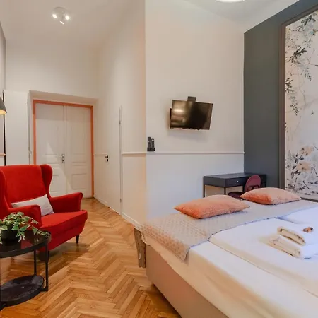 Modern Pilsudskiego Street Appartement