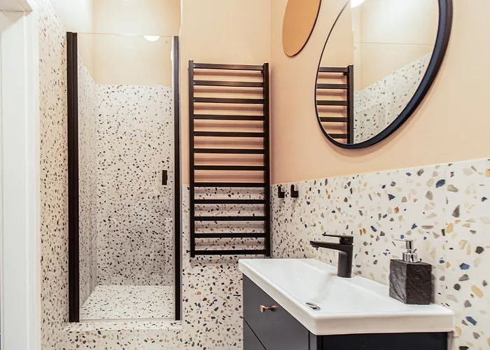 Modern Pilsudskiego Street * Kraków